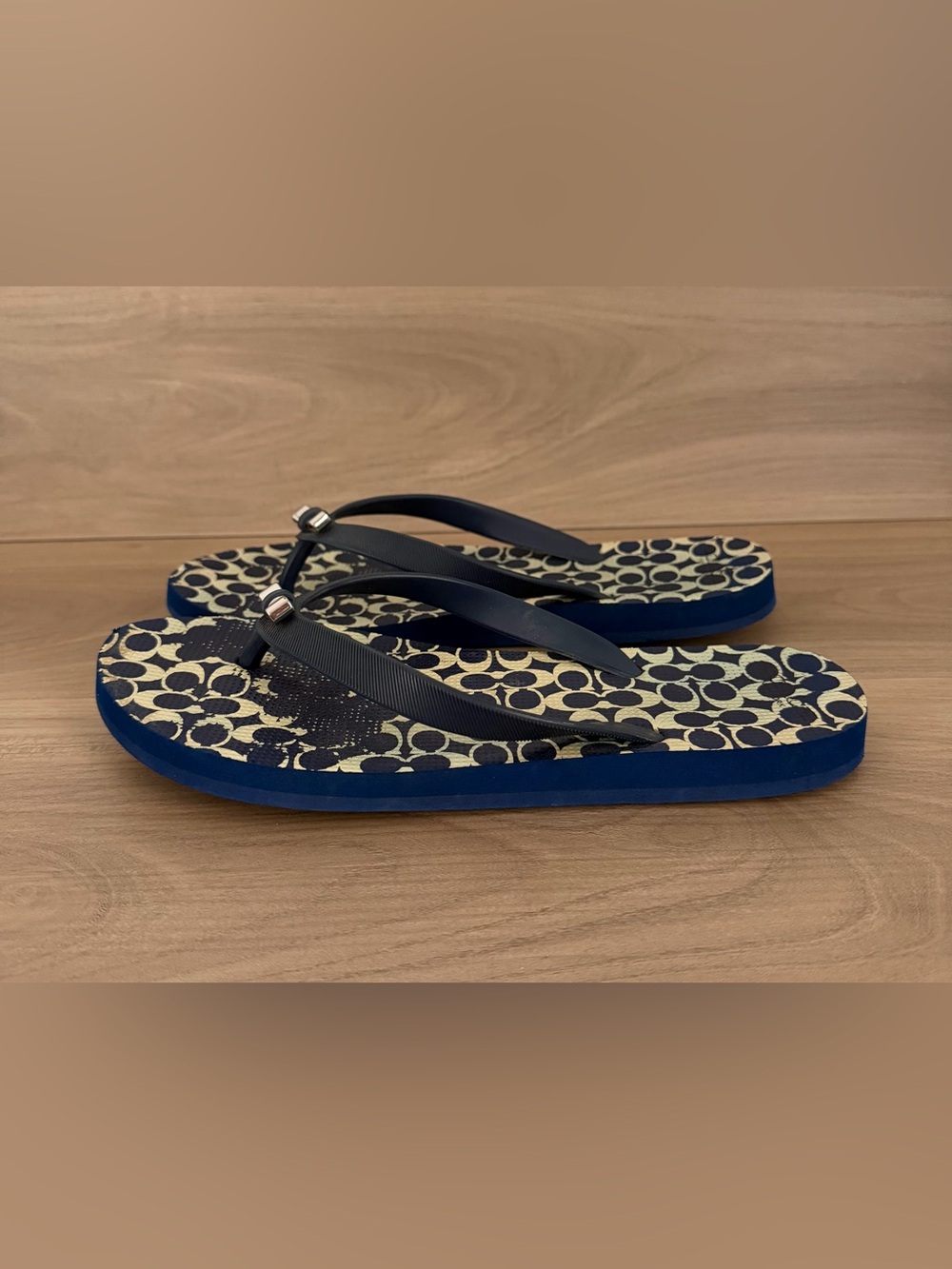 Coach Amel Sig C Rubber Navy Blue Flip Flops Sandals Size 7-8